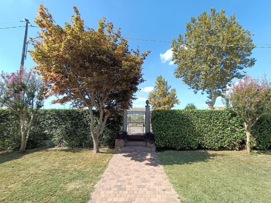 B&B We Care Appartamento Lendinara Exterior foto